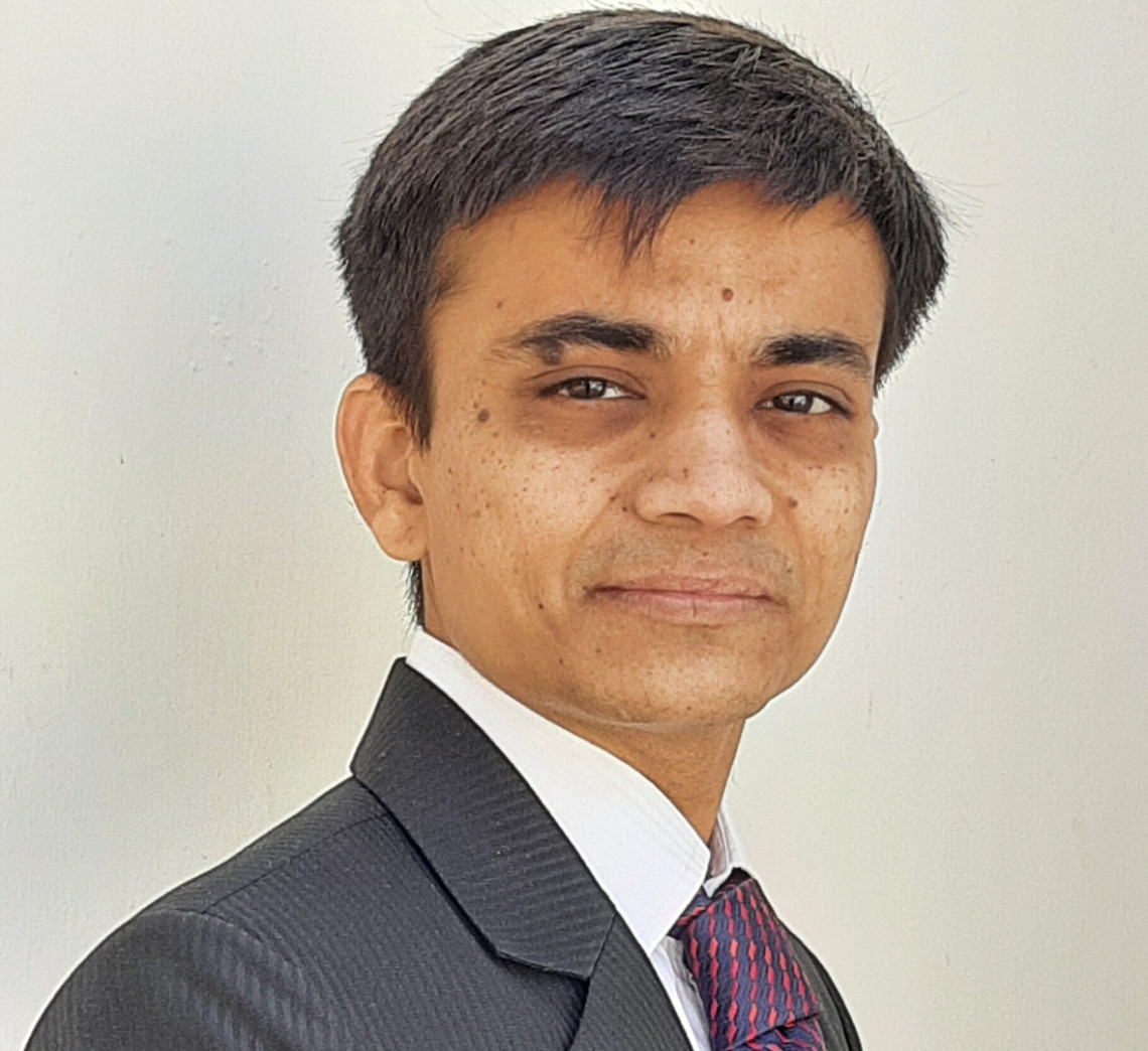 Dr Dipesh Shah 