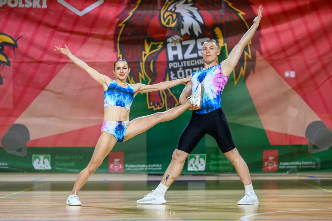Występ pary w aerobiku sportowym