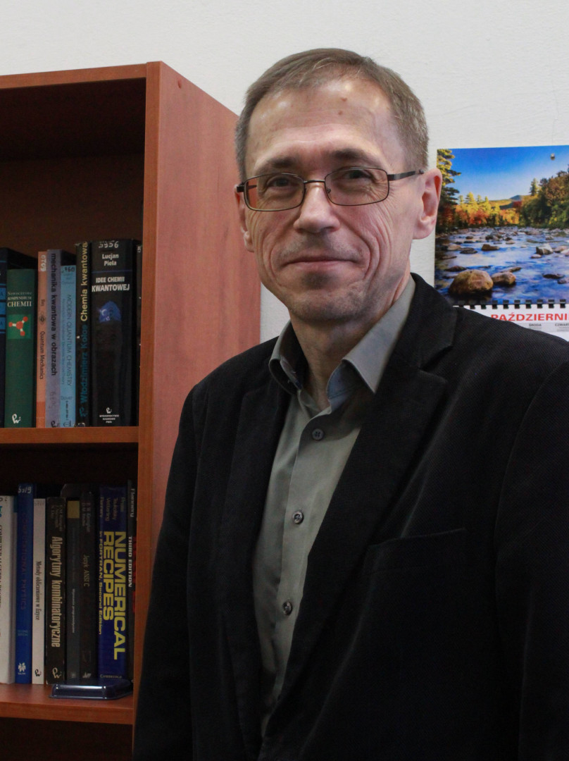 Prof. Mariusz Wójcik