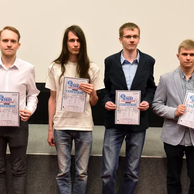 Laureaci Testu (od lewej) Paweł Gronowski, Jan Filipowicz, Jakub Łokieć i Huber Jabłoński